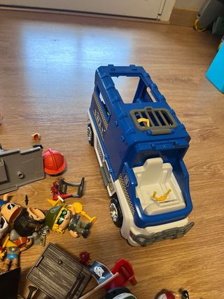 Lote Pinypon: Helicóptero, Camiones y Figuras