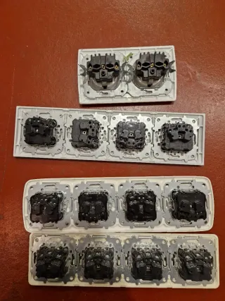 Enchufes y interruptores varios