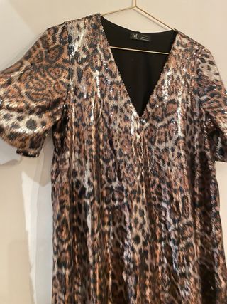 Vestido corto lentejuelas Zara