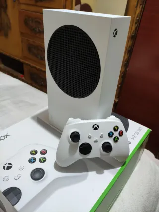 Xbox Series S 512GB + 2 Controles + Caja