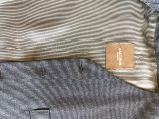 Traje de novio negro en lana fría de José Tomás