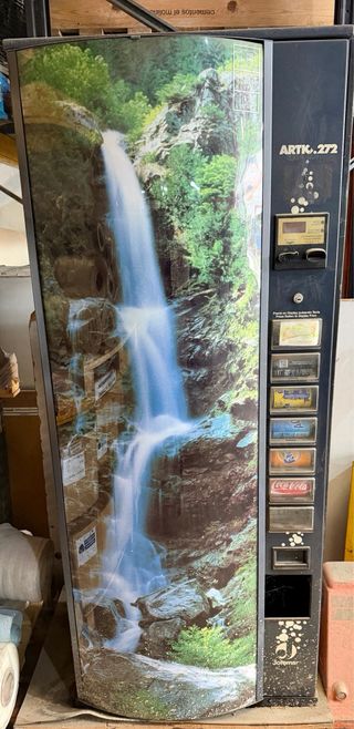 Macchina per caffè e bevande