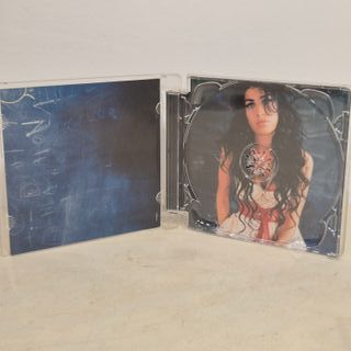 Caja CD Amy Winehouse - Back to Black