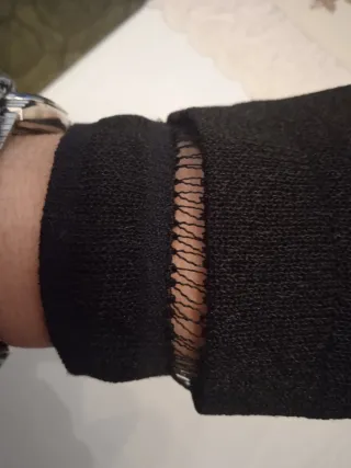 Maglia nera con cuori blu tg M/L