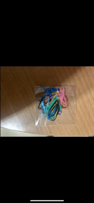 Elastici colorati per capelli