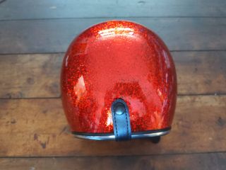 Casco metal flake red