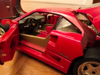 Ferrari F40 Escala 1:18