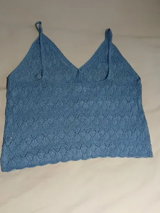 Top de tirantes azul brillante