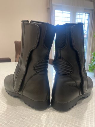 Botas de moto cuero negras