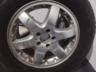 Llanta Mercedes 17 + Neumático 275/55 R17