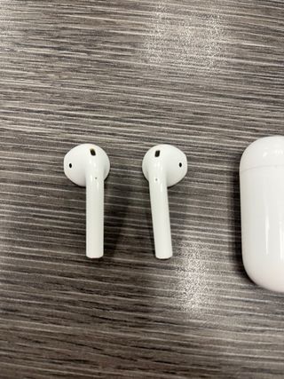 Airpods 2da Gen con Caja