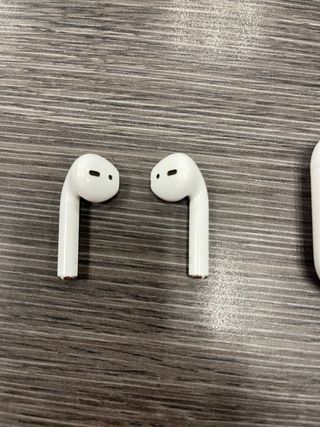 Airpods 2da Gen con Caja