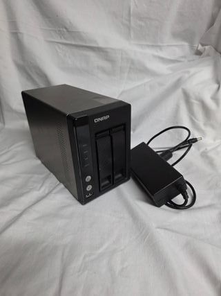 QNAP TS-219P+ NAS + 2x HDD 2TB
