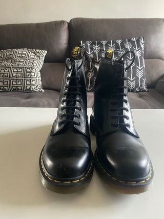 Botas Dr. Martens Negras en perfecto estado.
