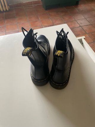 Botas Dr. Martens Negras en perfecto estado.
