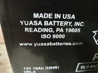 Batería Yuasa YTX20CH-BS Moto 12V 18Ah