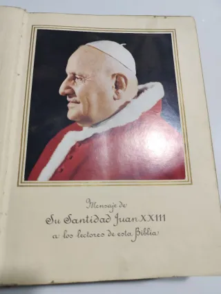 La santa biblia de la familia