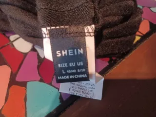 Top de punto acanalado negro