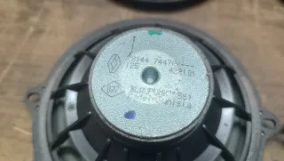 Altavoces Renault Clio III