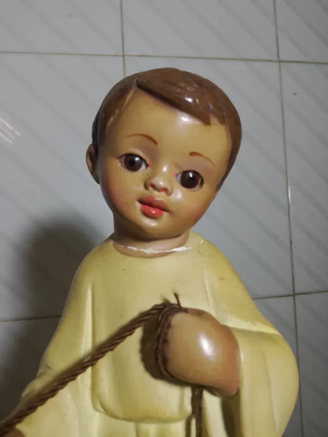 Bambino Gesù in ceramica 22 cm con campana