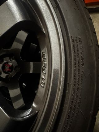 Llantas R18 5x114.3 con cubiertas