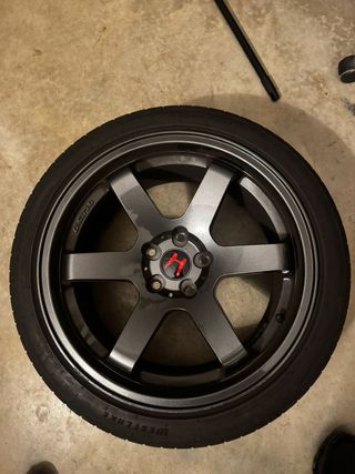 Llantas R18 5x114.3 con cubiertas
