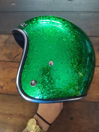 Casco metal flake green