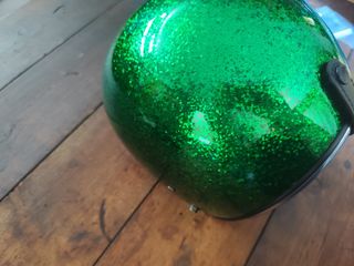 Casco metal flake green