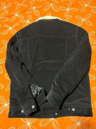Chaqueta Zara hombre de borrego negra Talla M