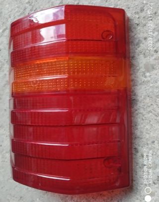 Tulipa Trasera Izquierda Mercedes MB