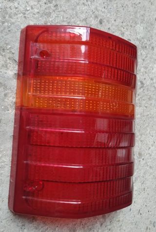 Tulipa Trasera Izquierda Mercedes MB