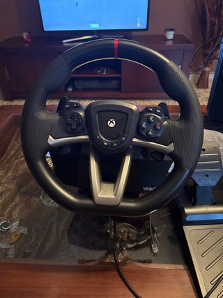 Volante Hori para Xbox y PC.