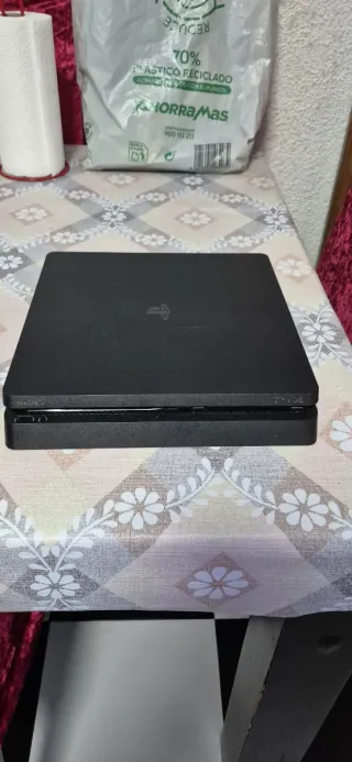 Consola PlayStation 4 Negra