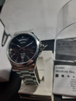 Orologio Casio Uomo Nero e Argento