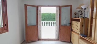 Puerta doble aluminio madera cristal
