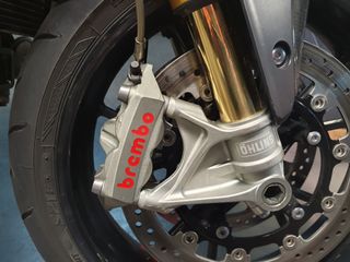 TRIUMPH SPEED TRIPLE R 16' con 37000 km