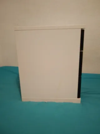 Cajonero negro y blanco