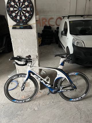 Bicicleta Triatlón Fuji C6
