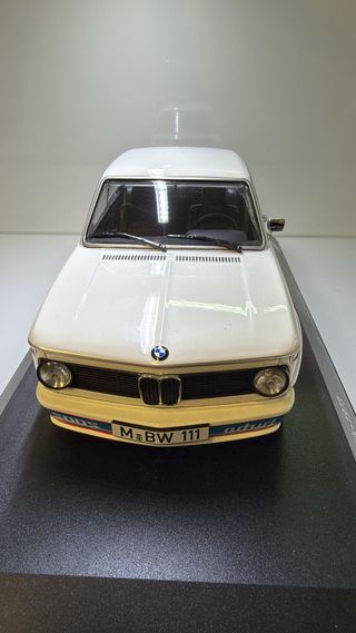 Maqueta BMW 2002 Tii Blanco 1.18