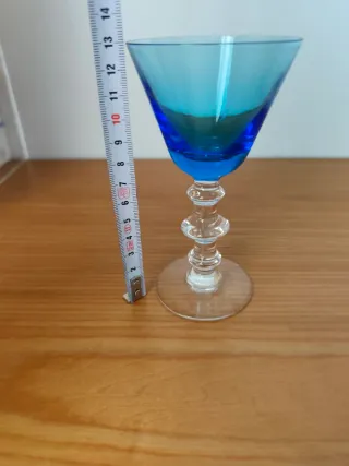 Copa de cristal azul degradado vintage