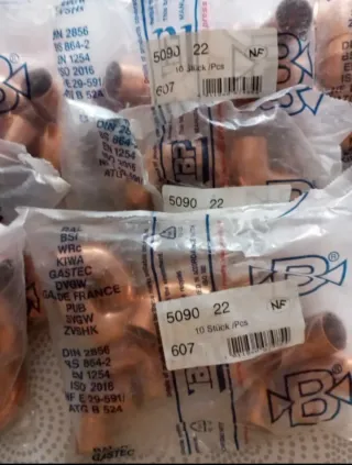 Codos de Cobre 22mm .