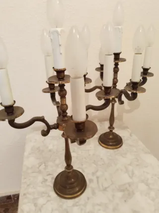 Dos candelabros 30 euros los dos