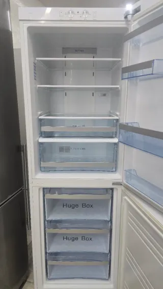 Nevera Combi Haier Semi Nueva No Frost Class A +