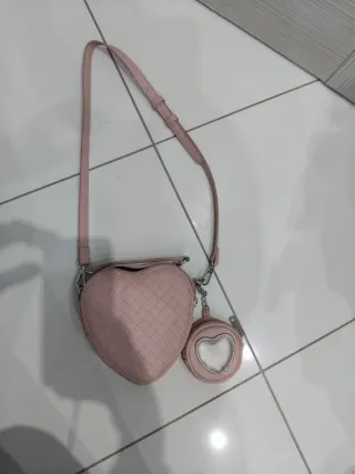Borsa a cuore rosa con portamonete