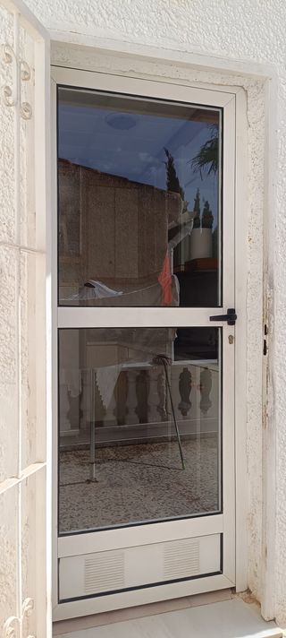 Puerta aluminio blanco 1 hoja