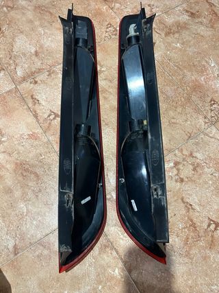 Pilotos Traseros Ford Focus II