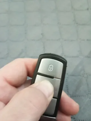 Chiave auto WW Passat 2019.
