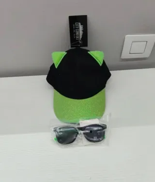 Gorra infantil negra y verde