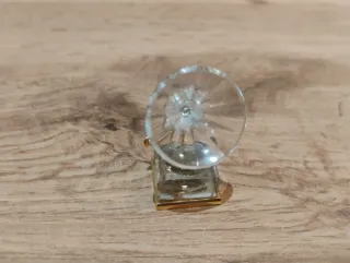 Figura gramófono cristal dorado