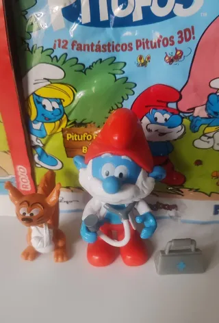 PAPÁ PITUFO VETERINARIO CON ARDILLA 2013